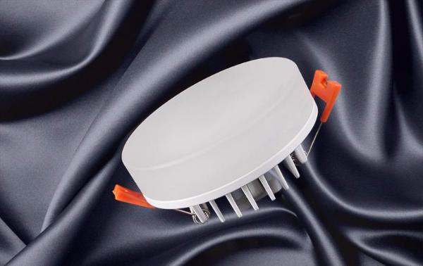Дизайнерские светодиодные светильники LTD Opal с объемным матовым рассеивателем