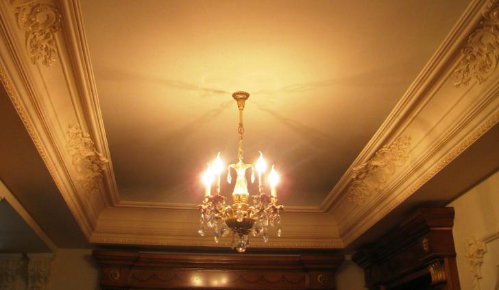 Освещение коридора люстрой со светодиодными лампами Arlight