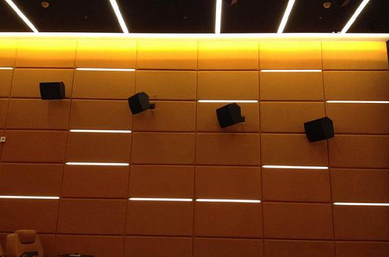 Светодиодное освещение помещений в кинотеатре "Москва"
